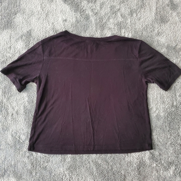 CLOSET CLOSING 7/31 Forever 21 Black Short Sleeve Crop Top Small - Picture 2 of 3